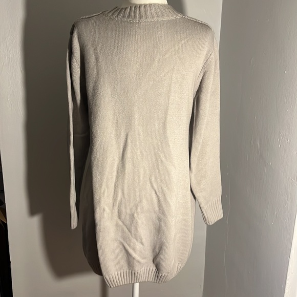 SALE  Gray Knit Sweater - Picture 6 of 6